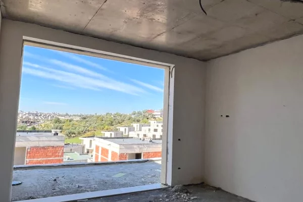 Casa in vendita 4+1 a Tirana - 548,000 Euro