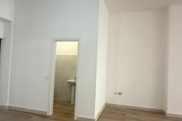 🏢 JEPET ME QIRA ZYRE | QENDER, TIRANE
