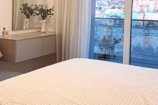Shtepi me qera Apartament ne Tirane, 1+1, Mobilimi E mobiluar, Pagesa 700  Euro.