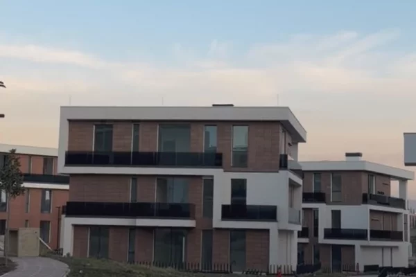 Shtepi ne shitje 1+1 ne Tirane - 225,000 Euro