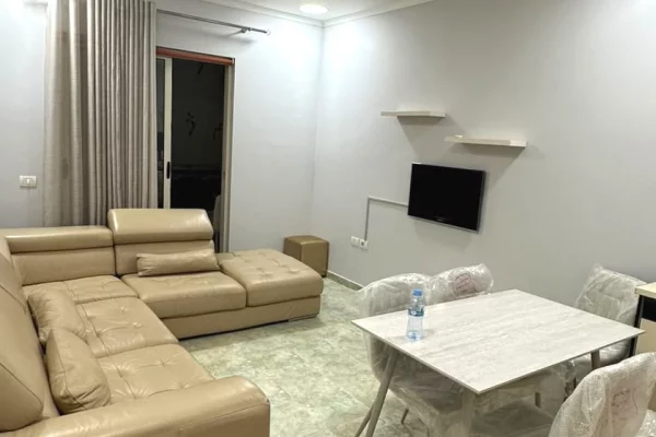 Shtepi me qera 3+1 ne Tirane - 55,000 Leke