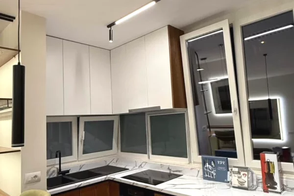 Shtepi me qera 2+1 ne Tirane - 85,000 Leke