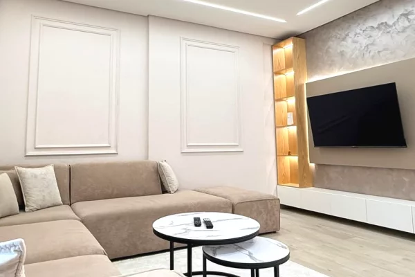 Shtepi me qera Apartament ne Tirane, 2+1, Mobilimi E mobiluar, Pagesa 1,500  Euro.