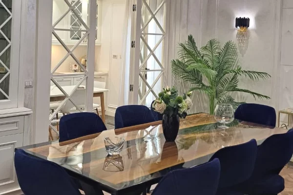 Shtepi me qera 2+1 ne Tirane - 3,000 Euro