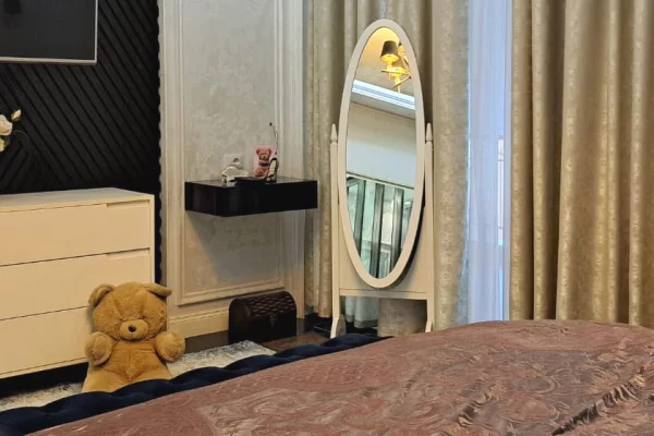 Shtepi me qera Apartament ne Tirane, 2+1, Mobilimi E mobiluar, Pagesa 3,000  Euro.