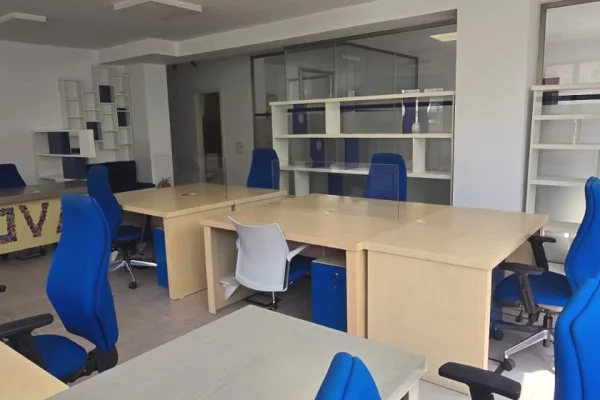 🏢 EKSKLUZIVE | JEPET ME QIRA AMBIENT ZYRASH – KRISTAL CENTER  