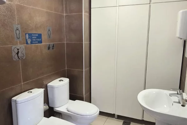 🏢 EKSKLUZIVE | JEPET ME QIRA AMBIENT ZYRASH – KRISTAL CENTER  