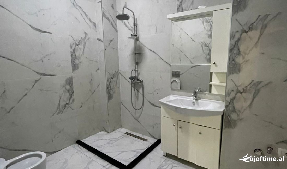 Jepet Ambient Biznesi me Qera, sheshi Willson