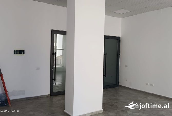 Ambient Biznesi me qera ne Myslym Shyr, Tirane