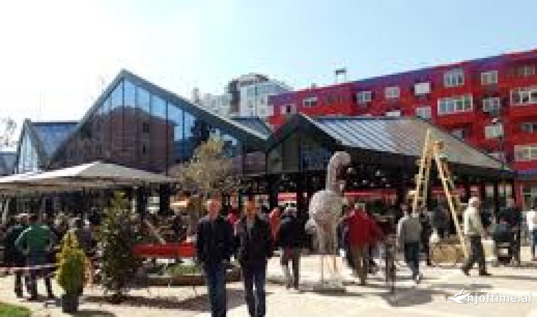 Ambient Biznesi per Qera tek Pazari i Ri