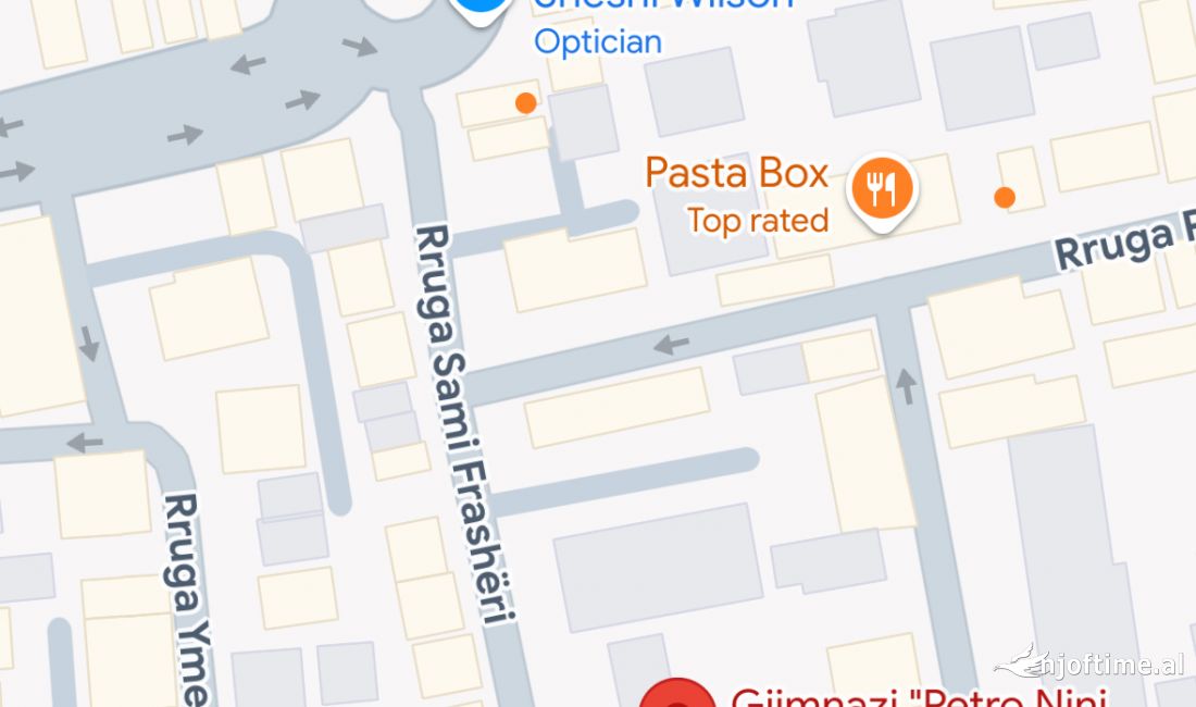 Ambient biznesi per qera prane Petroninit ne Bllok