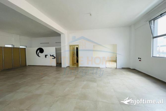 Ambient biznesi per Qera ne Sauk