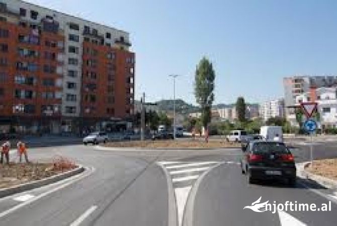 Business Property in Sale 2+1 in Tirana - 130,000 Euro