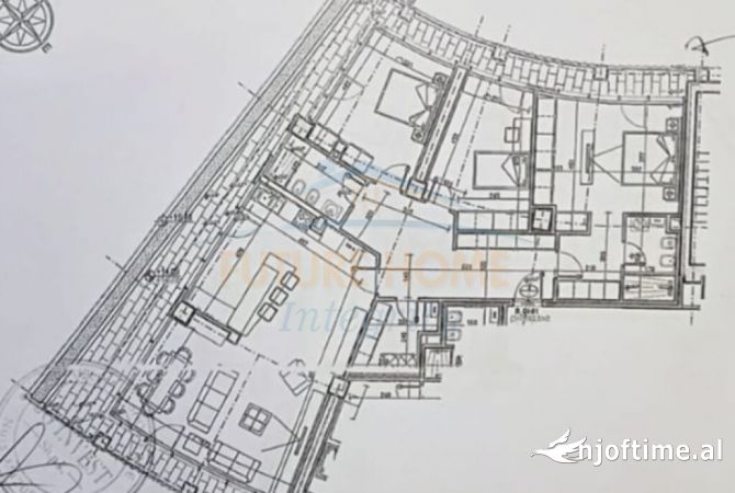 Shtepi ne shitje Apartament ne Tirane, 3+1, Mobilimi Bosh, pa mobiluar, Pagesa 676,530  Euro.