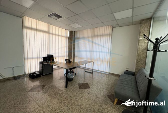 Qera, Ambient Biznesi per Zyra, Blloku, Tirane