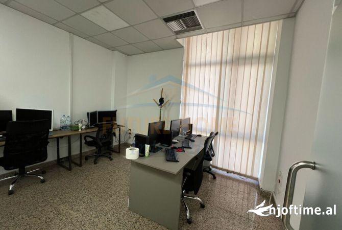 Qera, Ambient Biznesi per Zyra, Blloku, Tirane