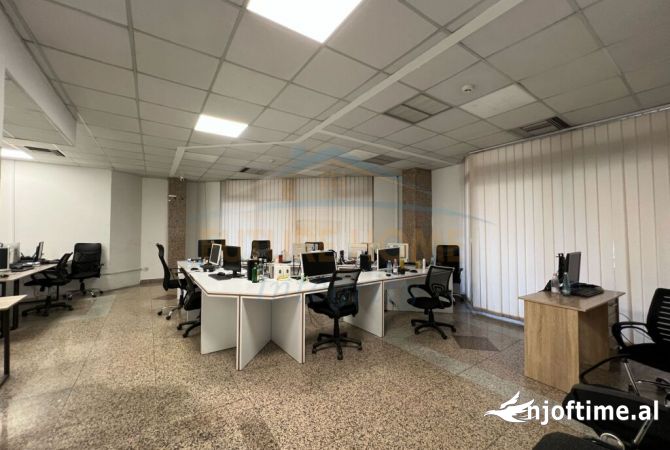 Qera, Ambient Biznesi per Zyra, Blloku, Tirane