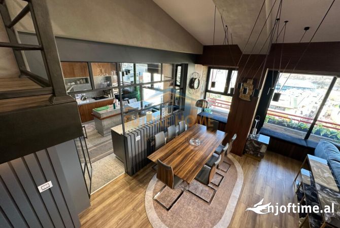 Penthouse (panoramic top floor) for rent in Tirana 4+1, Furnished