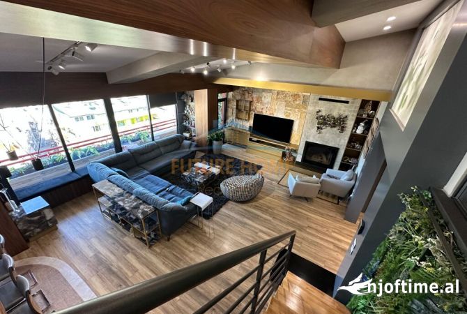 Penthouse (panoramic top floor) for rent in Tirana 4+1, Furnished