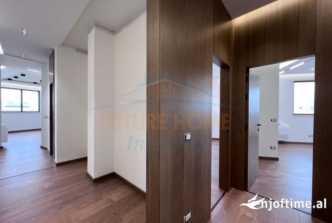 Apartment for rent in Tirana 3+1, Emty