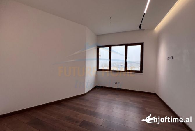 Apartment for rent in Tirana 3+1, Emty