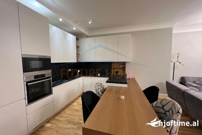 Shtepi ne shitje Apartament ne Tirane, 1+1, Mobilimi E mobiluar, Pagesa 330,000  Euro.