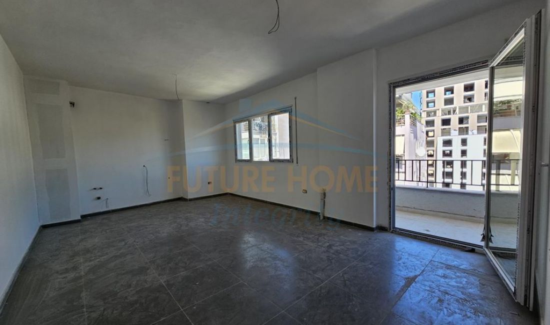 Qera, Apartament 1+1+Post Parkimi per zyra, Pazari I Ri, Tirane.