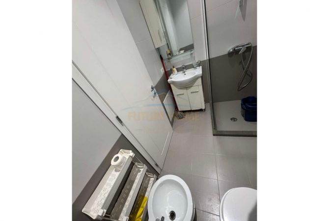 Shtepi ne shitje Apartament ne Tirane, 1+1, Mobilimi E mobiluar, Pagesa 159,000  Euro.