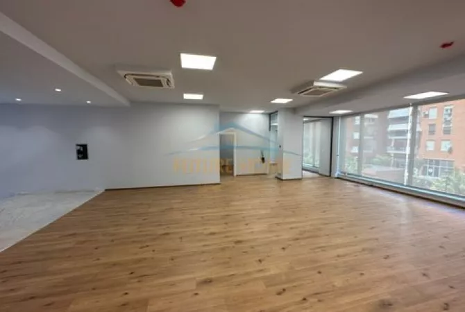 Business Property for Rent 3+1 in Tirana - 7,500 Euro
