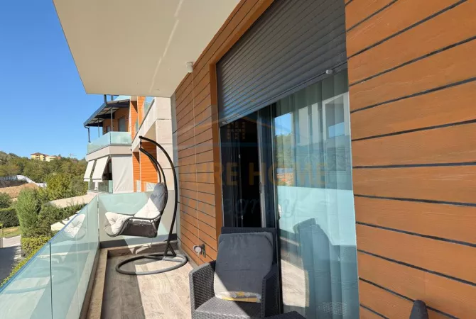 Shtepi ne shitje Apartament ne Tirane, 1+1, Mobilimi E mobiluar, Pagesa 250,000  Euro.