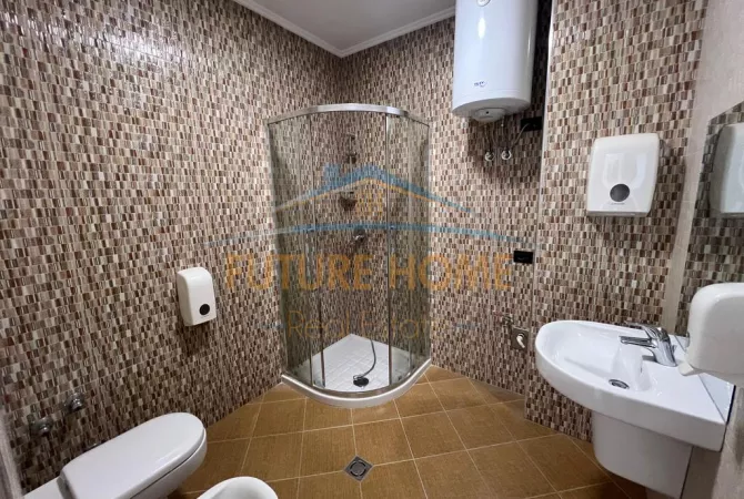 Business Property for Rent 3+1 in Tirana - 2,700 Euro