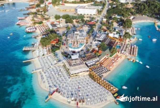 Business Property for Rent 5+1 in Saranda - 5,500 Euro