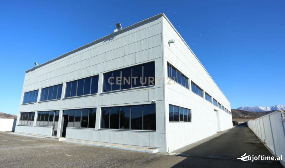 Kapanon per Shitje – Sharre, Kombinat Warehouse for Sale – Sharre, Kombinat
