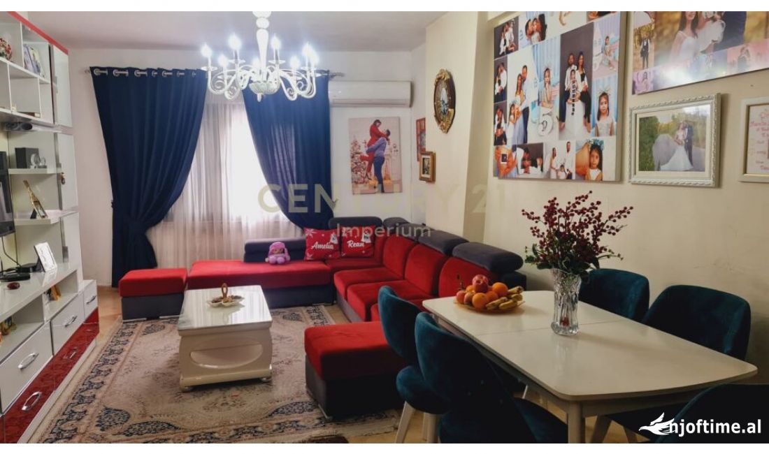 Shtepi ne shitje Apartament ne Tirane, 1+1, Mobilimi E mobiluar, Pagesa 98,300  Euro.