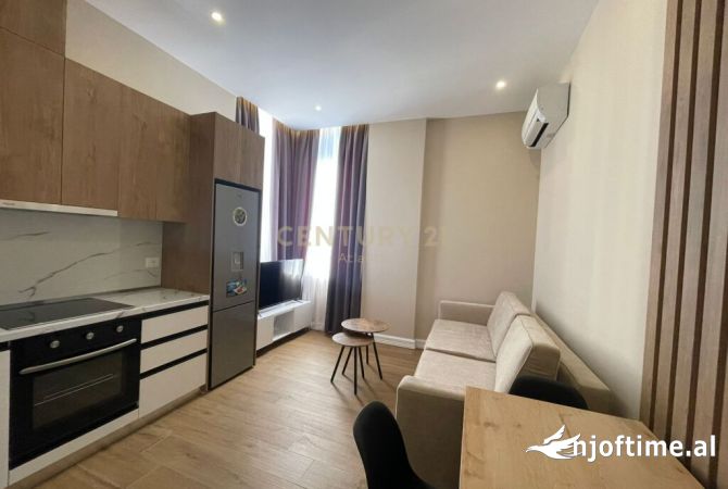 SHITET HOTEL I INVESTUAR ME PAMJE DETI NE SHKEMB KAVAJE 🌊🏨