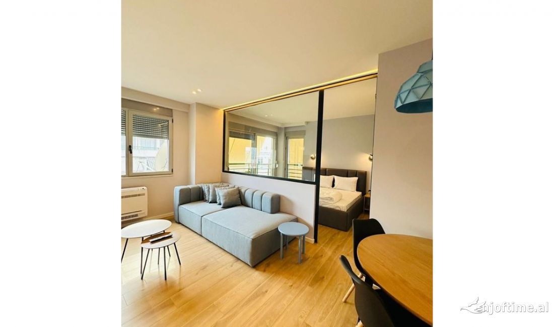 Shtepi me qera Apartament ne Tirane, 2+1, Mobilimi E mobiluar, Pagesa 750  Euro.