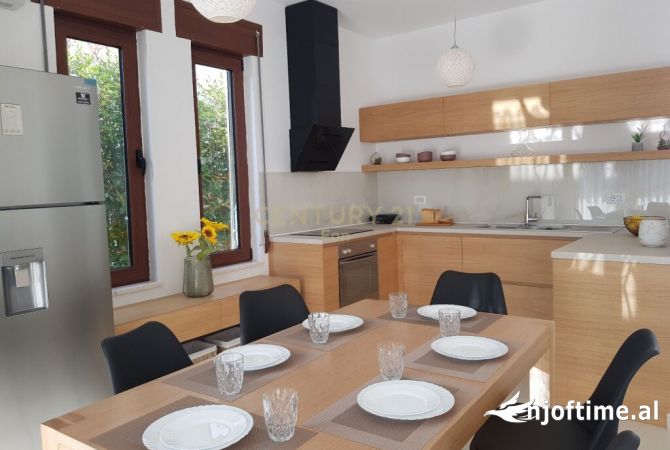 Luxury villas for rent in Durres 3+1, Furnished