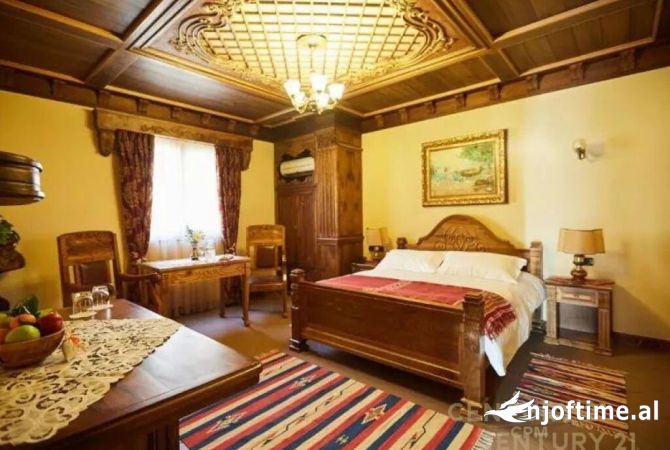 Ambient biznesi ne shitje 5+1 ne Tirane - 2,800,000 Euro