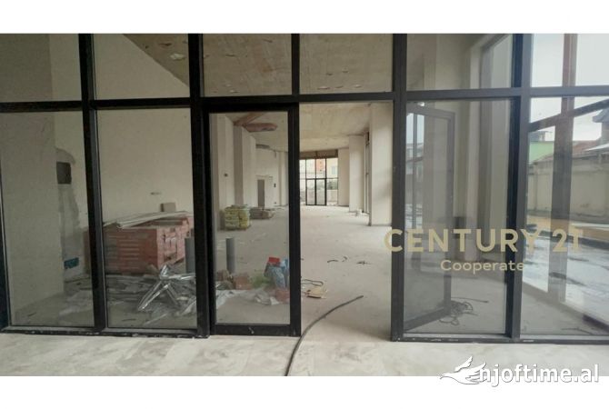 Ambient biznesi ne shitje 1+1 ne Tirane - 726,000 Euro