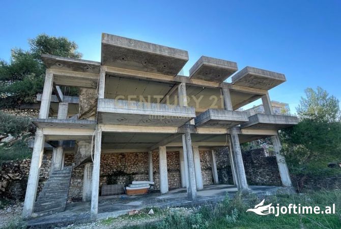 Villa di lusso in vendita a Santa Quaranta 5+1, Vuoto