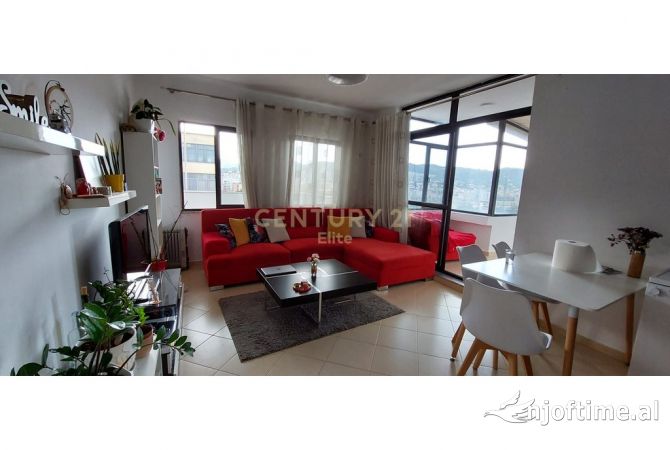 Apartament 3+1 me Qira, Ish Parku, Tiranë - 650€