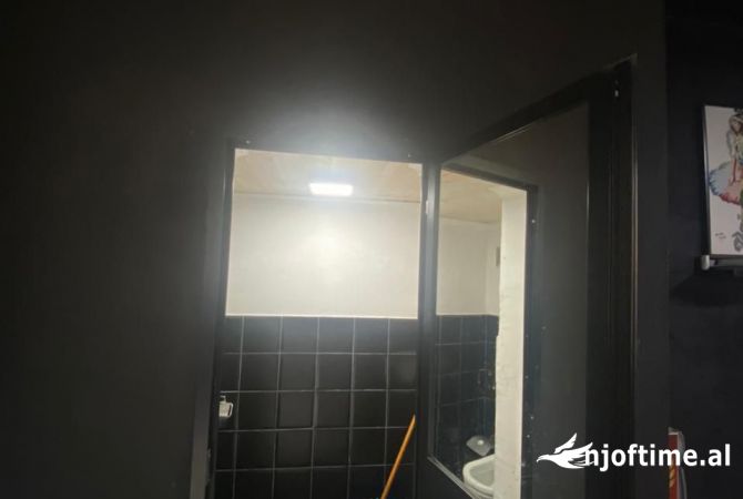 Ambient biznesi me qera  400Euro/muaj