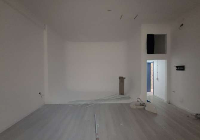 Business Property in Sale 1+1 in Tirana - 165,000 Euro