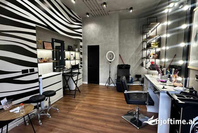 Ambiente Commerciale in Vendita 1+1 a Tirana - 5,000 Euro