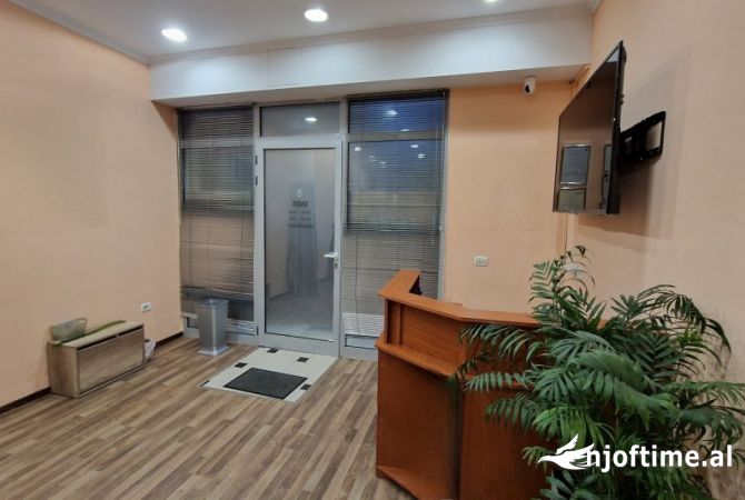 Ambient biznesi ne shitje 1+1 ne Tirane - 134,000 Euro