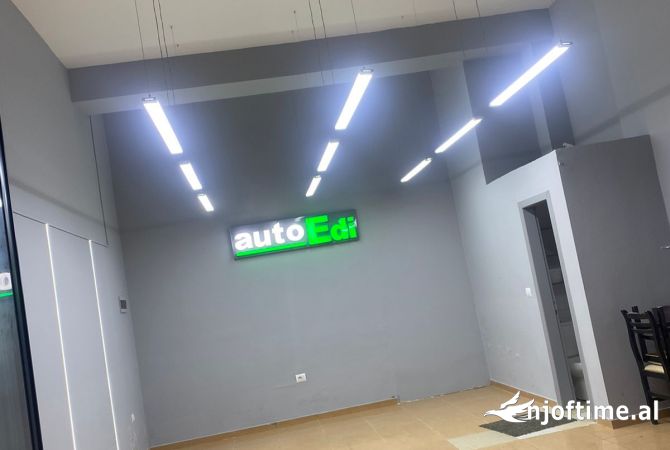 Jepet Dyqan me qira, Selvia