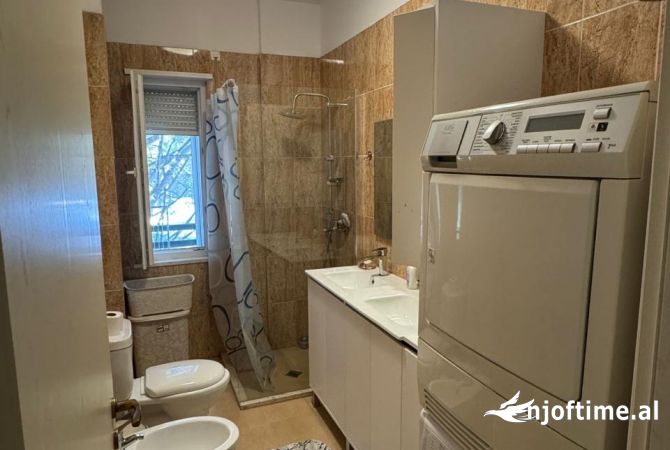 Shitet super apartament 2+1 tek Kompleksi Lura 2