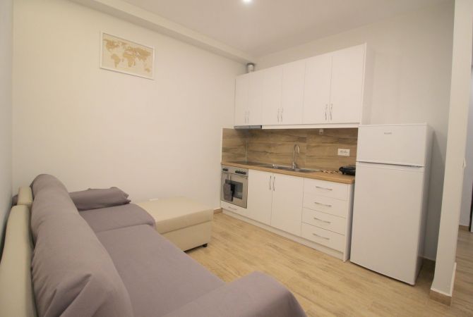 Shitet Apartamenti 1+1 ne Sarande.