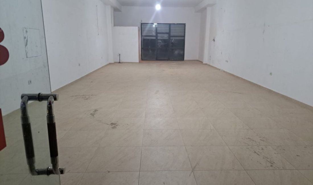 Jepet ambjent biznesi me qira ne Kamez,prane Komisariatit te Policise.