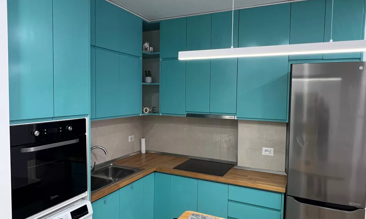 Shtepi ne shitje Apartament ne Tirane, 2+1, Mobilimi E mobiluar, Pagesa 109,000  Euro.